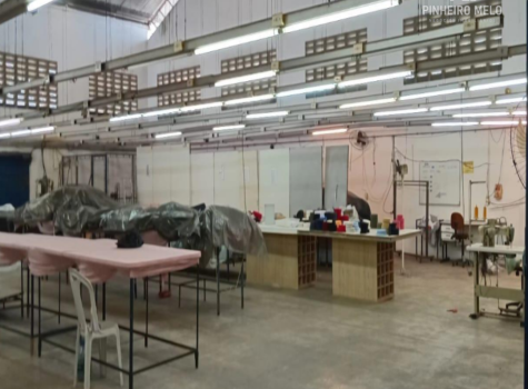 Post para Intsgram Apartamento Alto Padrão Marrom e Branco Moderno (2)